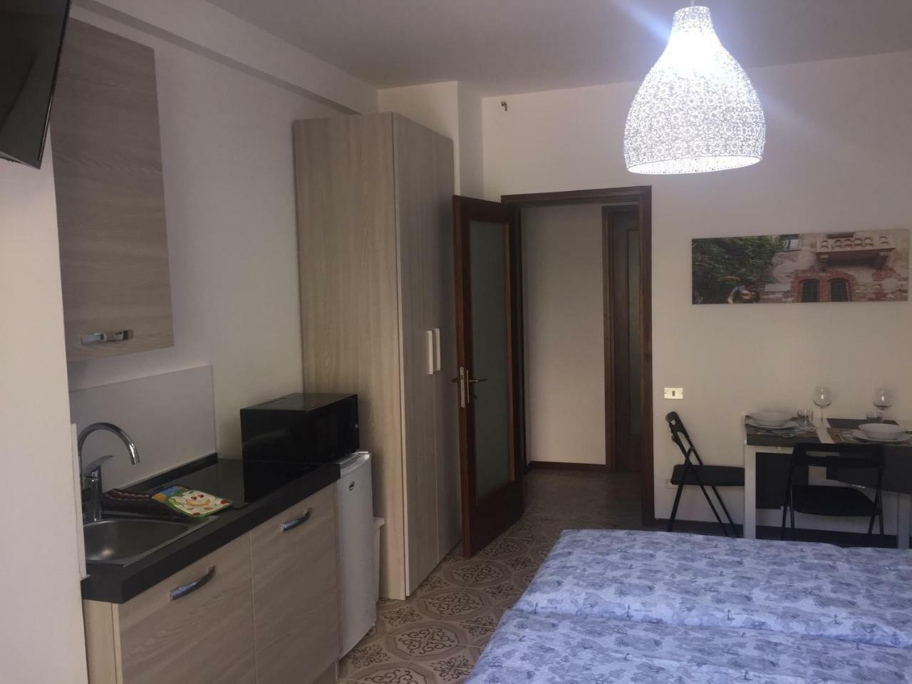 Room Verona Holidays Eksteriør bilde